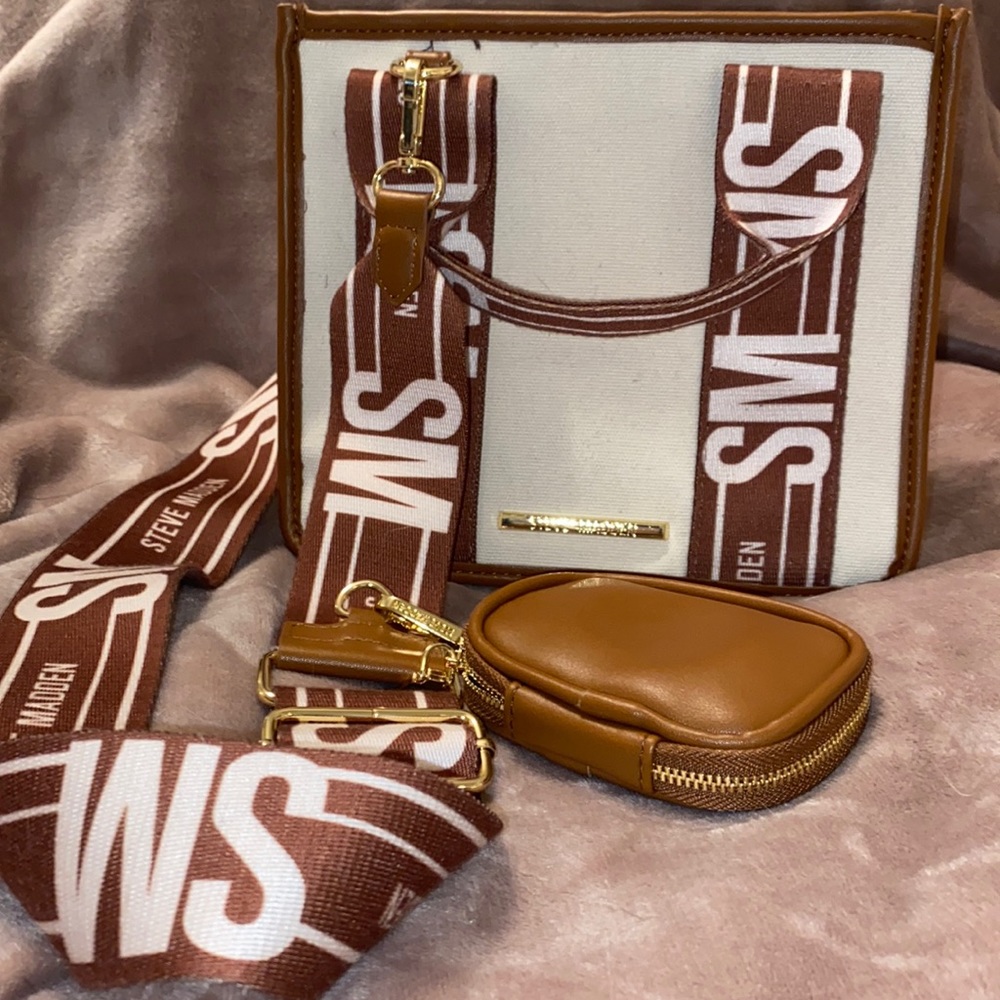 Steve Madden Logo crossbody bag